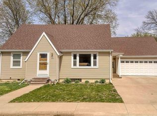 435 N Lynn Dr, Le Mars, IA 51031