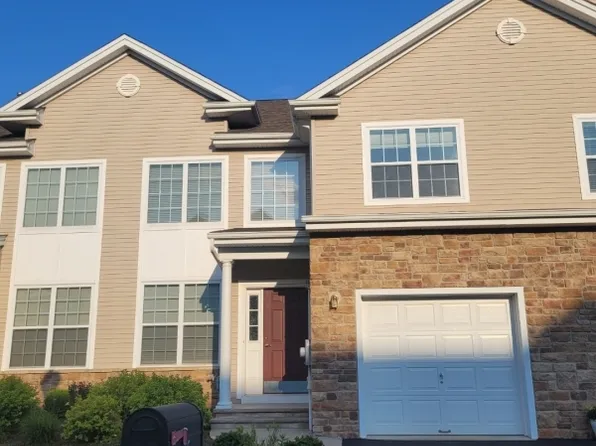 85 Canal Walk Blvd, Franklin Twp., NJ 08873