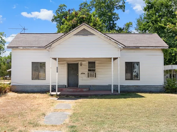 420 S 9th Ave, Teague, TX 75860