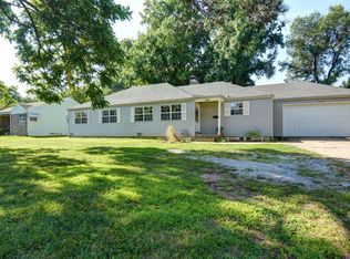 806 E Sunshine St, Springfield, MO 65807