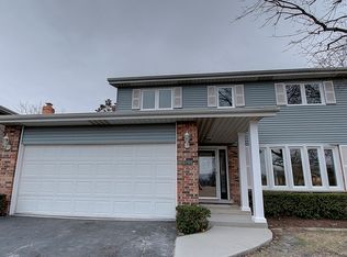 6001 Brookbank Rd, Downers Grove, IL 60516