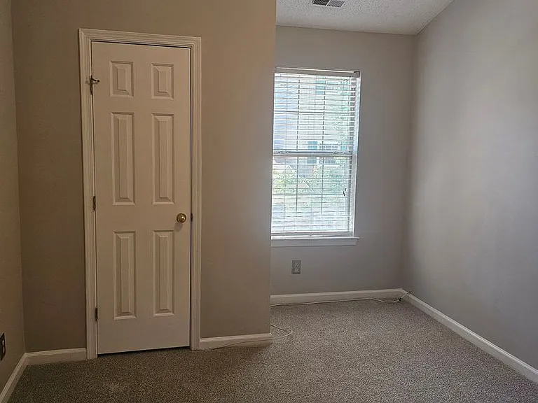 804 Newday Ct — Photo 16