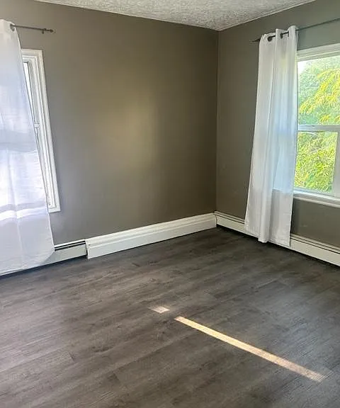 Nice bedroom with large windows