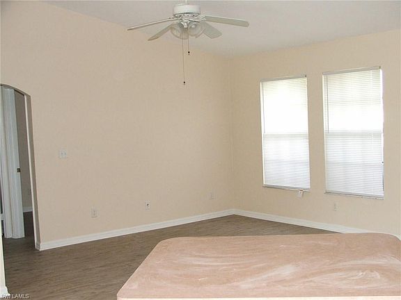3rd image of 338 NE 23rd St
