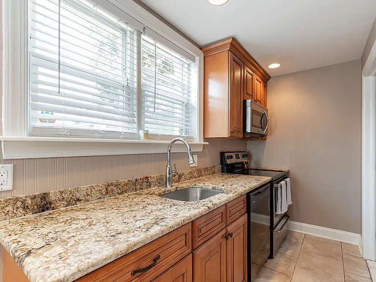 316 Spring Mill Ave — Photo 7