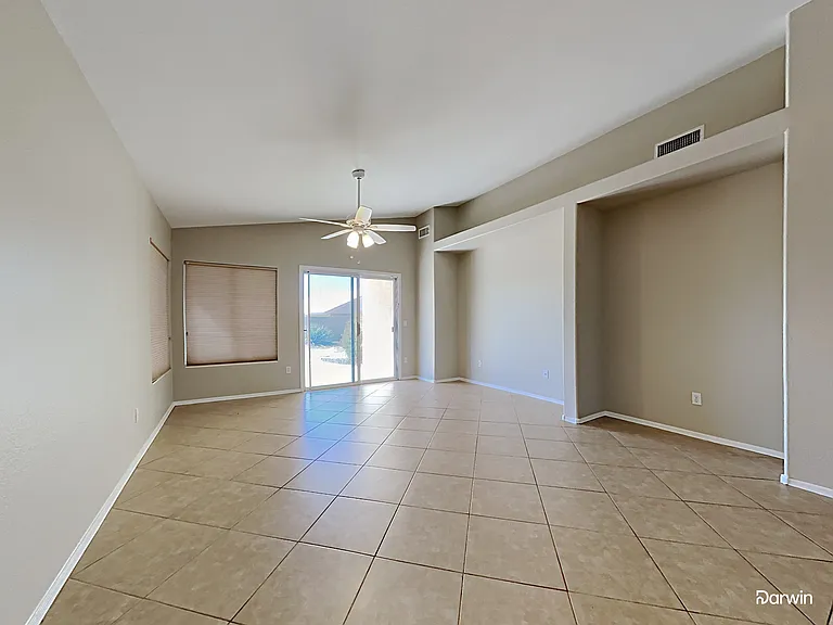 9305 E Medina Ave — Photo 5