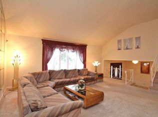 627 Kismet Rd, Philadelphia, PA 19115