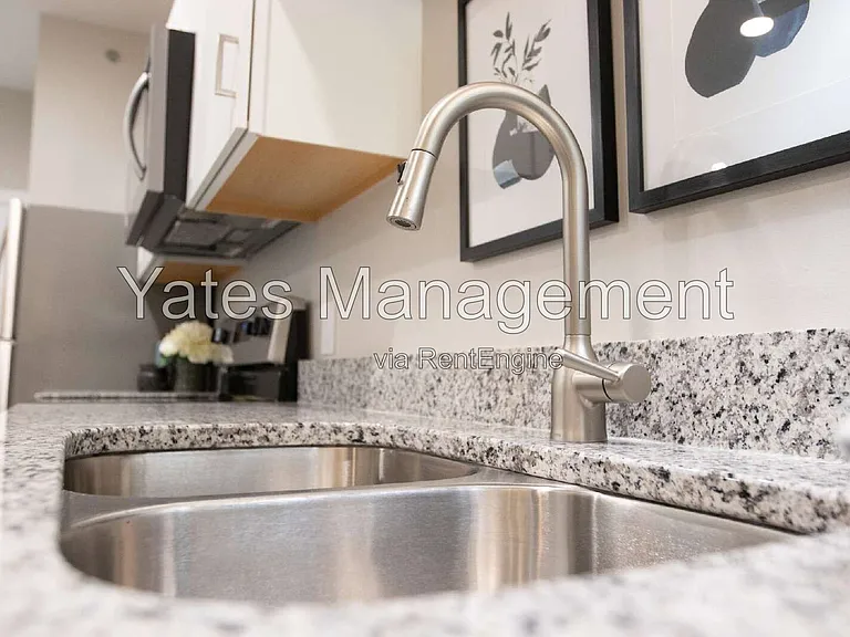 411 W McPherson Ave #203 — Photo 4