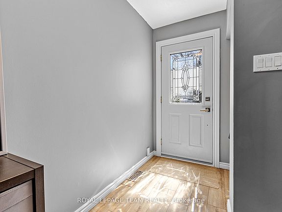 5th image of 25 Grady Cres