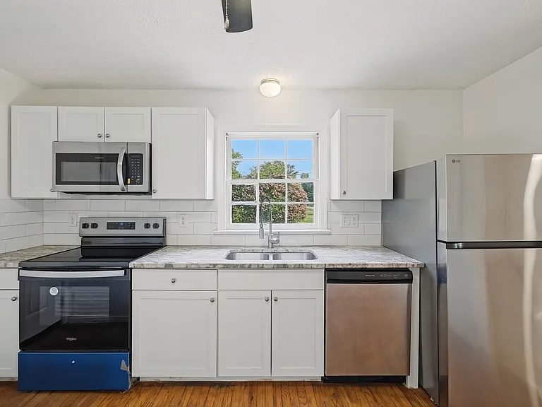 300 Marlin Dr — Photo 27