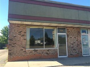 1939 King Rd, Trenton, MI 48183