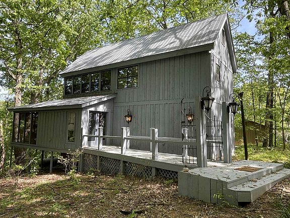5th image of 1435 Holiday Hills Ln