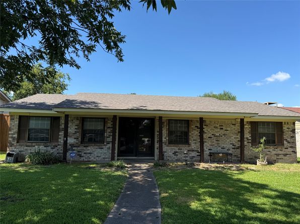 Home for Sale in Garland TX