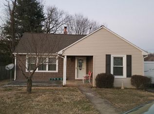 5007 Morwanda St NW, Roanoke, VA 24017