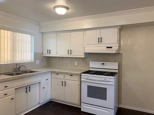 15846 Marlin Pl — Photo 7