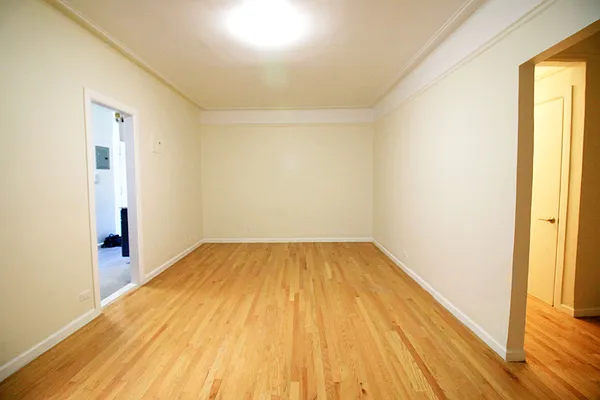 Rented by Link NY Realty | media 22