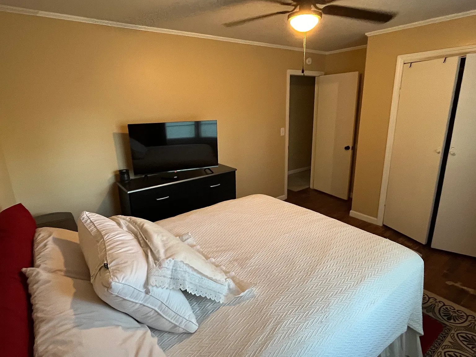 4 bed, 1835 sqft, $800 — Photo 3