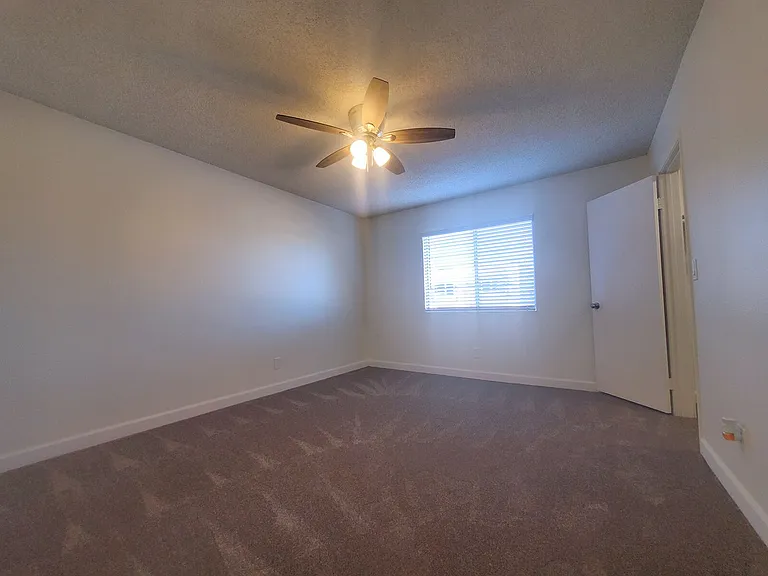 7542 Church St — Photo 10