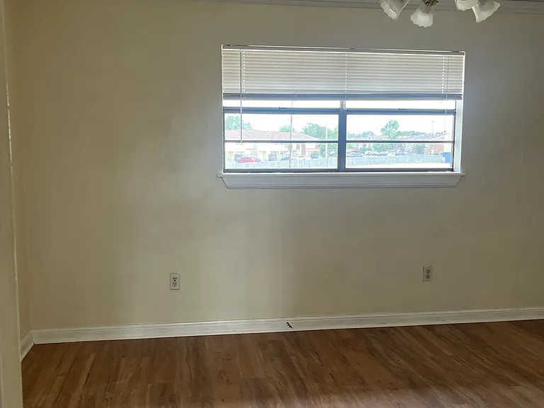 200 Dublin Cir #E — Photo 12