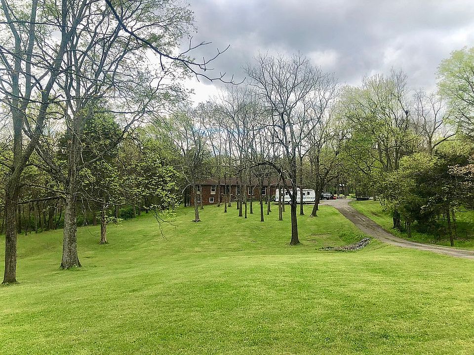 565 Forest Retreat Rd, Hendersonville, TN 37075 Zillow