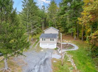 144 Log Tavern Rd, Milford, PA 18337