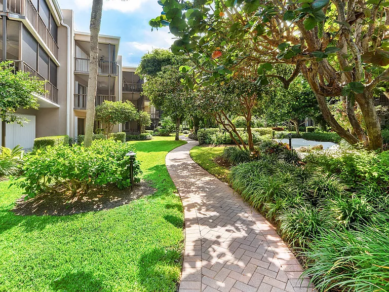3605 S Ocean Blvd — Photo 27