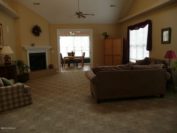 3rd image of 102A Reserve Green Drive