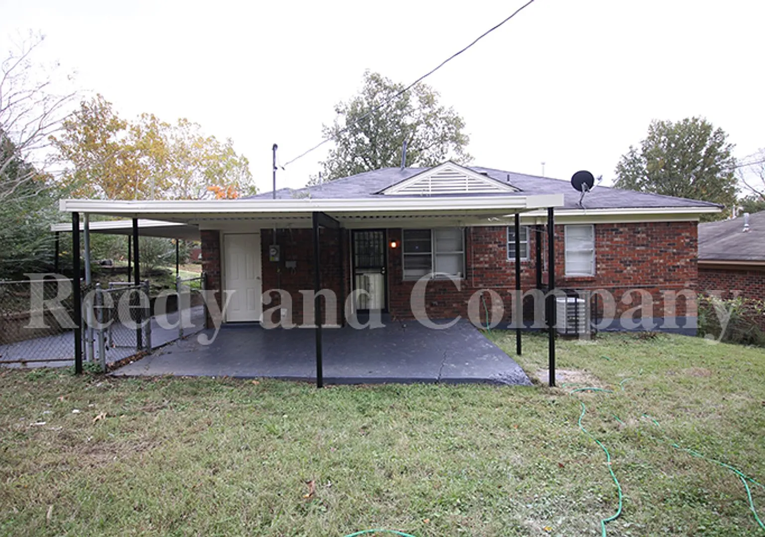 Welcome to 3489 Overton Crossing St in Memphis, TN! — Photo 3