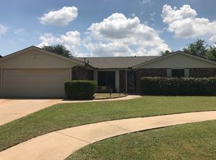 4817 NE Winfield Cir, Lawton, OK 73507