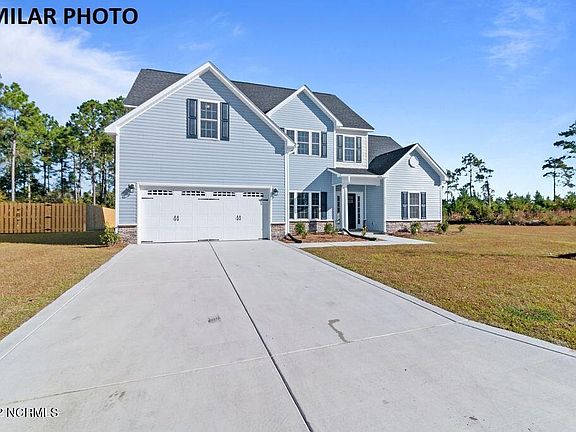 4th image of 553 White Shoal Way
