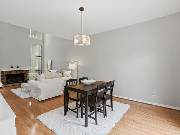 5th image of 701 Bering Dr APT 102