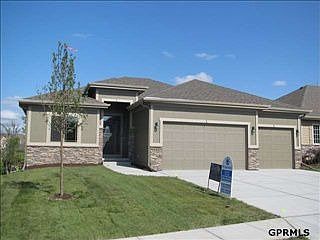 1st image of 963 S 183rd St