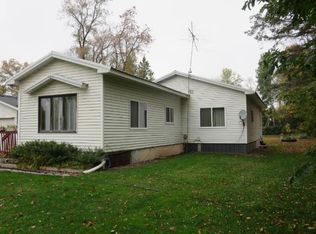 405 Tower Rd, Hinckley, MN 55037