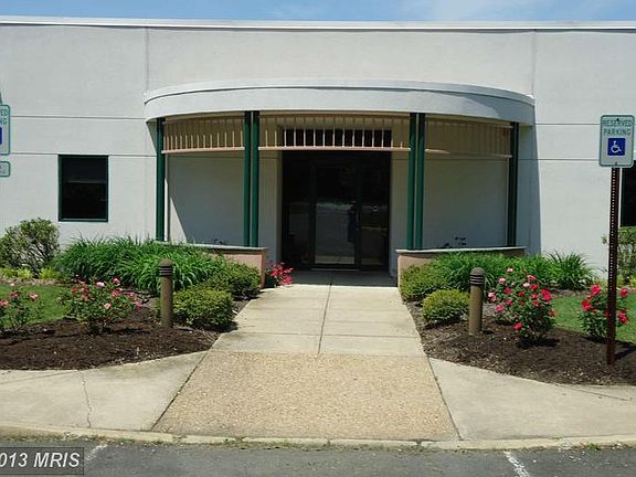 3rd image of 1140 International Pkwy