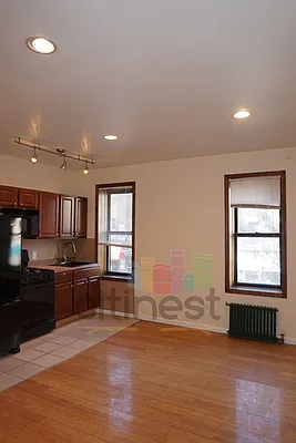 Rented by Citi Nest Group LLC | media 25