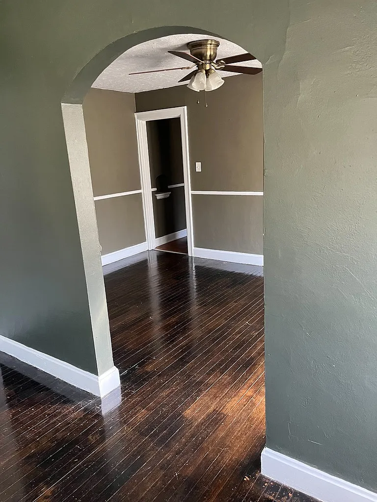 Bellewood — Photo 3