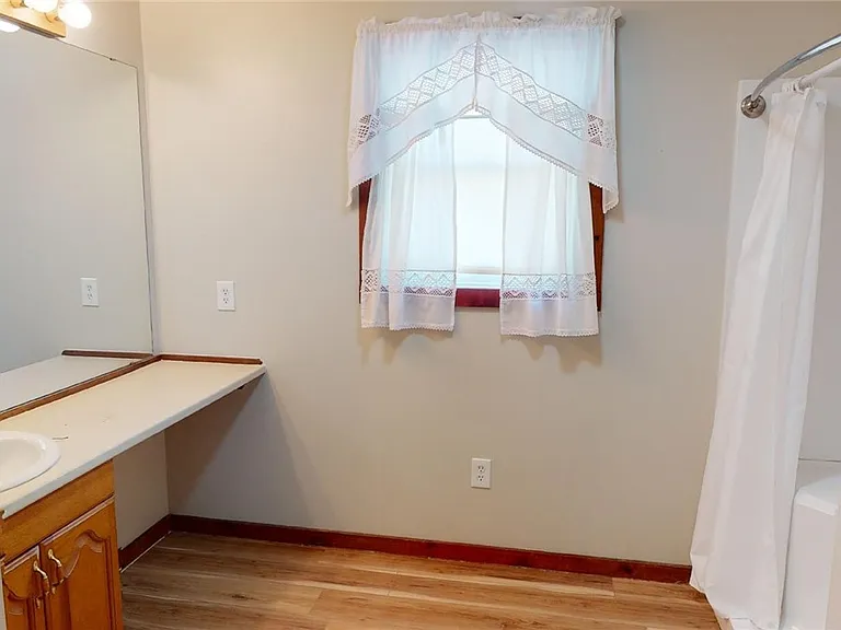357 Lowden Point Rd — Photo 11