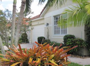 144 Livermore Ln, Naples, FL 34119