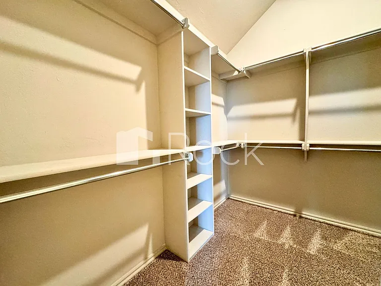 3908 Brougham Way — Photo 17