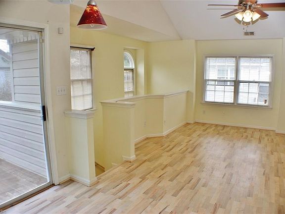 4th image of 3811 Falling River Reach APT B