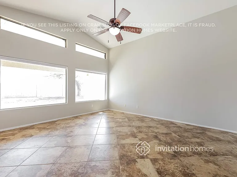 13345 W Acapulco Ln — Photo 2