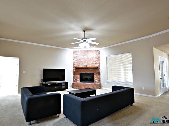 3rd image of 2221 Enloe Dr