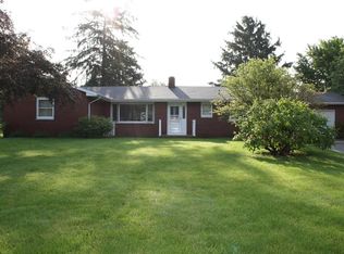 230 N Chillicothe St, South Charleston, OH 45368
