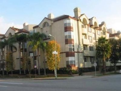 620 S Gramercy Pl APT 335, Los Angeles, CA, 90005
