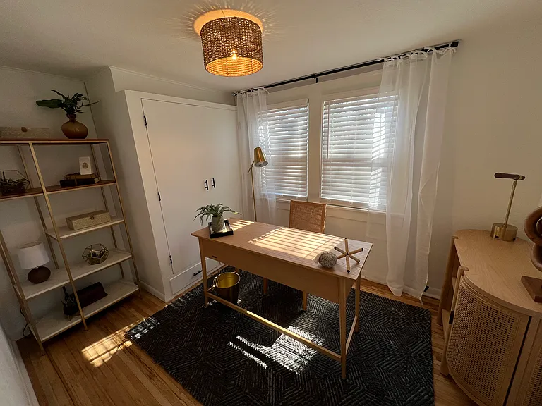 909 N Woodrow Ave — Photo 40