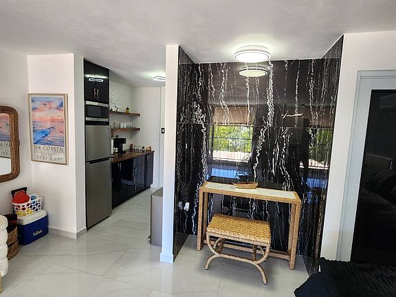 5th image of Avenue Isla Verde Aveisla Verde #5869