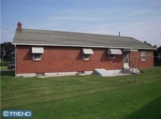 10 Scott Dr, Leesport, PA 19533