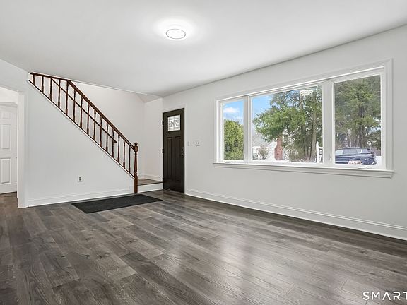 4th image of 21 Oven Rock Road