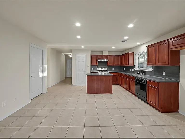 10230 Canyon Rose Ln — Photo 5
