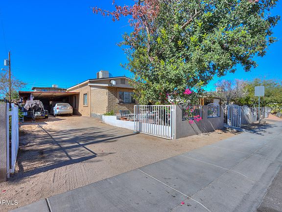 3rd image of 8204 S CALLE SAHUARO --